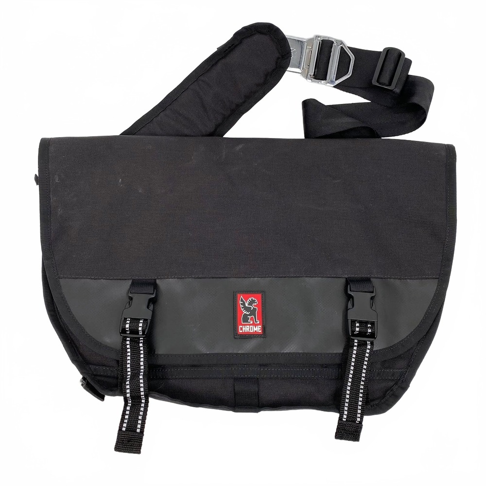 Chrome Black Vintage Messenger Bag | Black Nylon PU OS